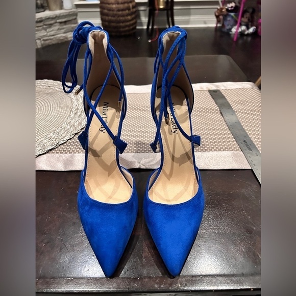 Blue suede like pointed toe stiletto pumps, tie up ankle straps, NWT sz 9 - Picture 5 of 7